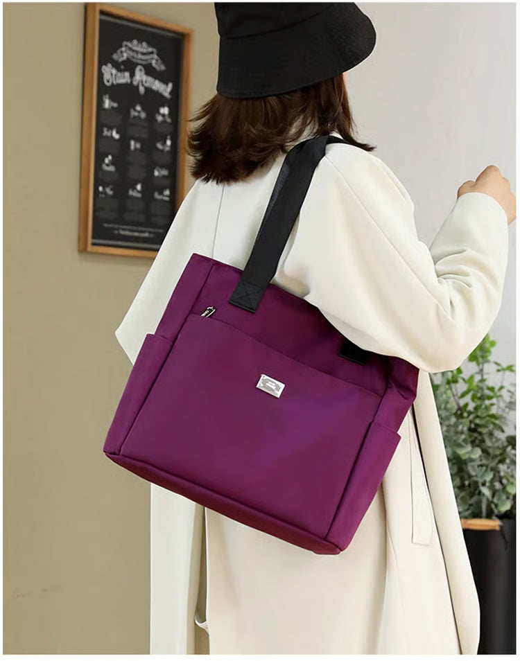 Velika Vodoodbojna Nylon Torbica sa Više Pretinaca 👜 Kvalitetno