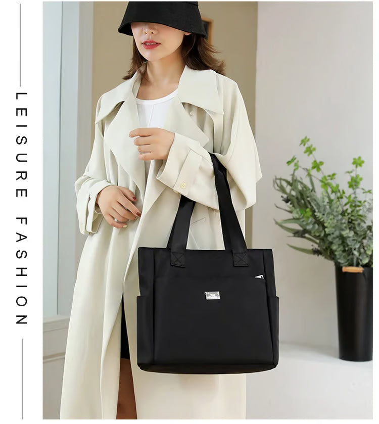 Velika Vodoodbojna Nylon Torbica sa Više Pretinaca 👜 Kvalitetno